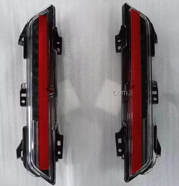 For Range Rover Vogue 2023- Daytime Running Light LR152295 LR152299 Rear bumper Fog Lamp